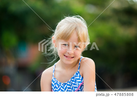 Closeup happy little girl 47885808