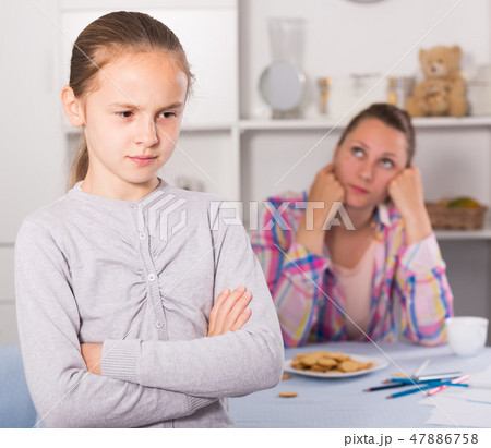 Mother quarreled with schoolgirl daughter Mother quarreled with schoolgirl daughter 47886758