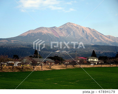 霧島連山(高千穂牧場より撮影) 霧島連山(高千穂牧場より撮影) 47894179