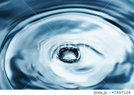 水・水滴・水面・泡・波紋 イメージ素材 水・水滴・水面・泡・波紋 イメージ素材 47897128