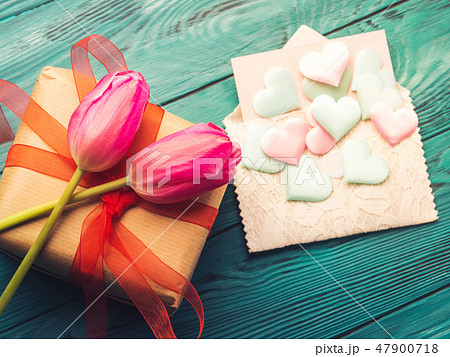 Gift box with tulips and hearts. Valentine's day 47900718