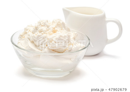 Traditional Mascarpone cheese and cream or milk isolated with clipping path Traditional Mascarpone cheese and cream or milk isolated with clipping path 47902679