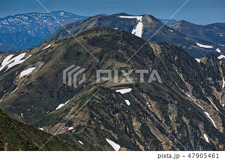 谷川岳から見る上越国境・万太郎山・仙ノ倉山と平標山 谷川岳から見る上越国境・万太郎山・仙ノ倉山と平標山 47905461