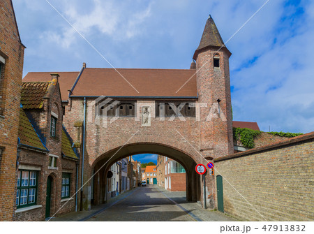 Brugge cityscape - Belgium 47913832