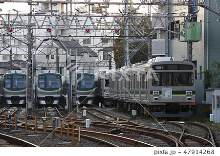 雪が谷検車区に留置中の東急池上線 47914268