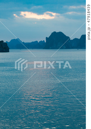 Halong bay in Vietnam Halong bay in Vietnam 47918439