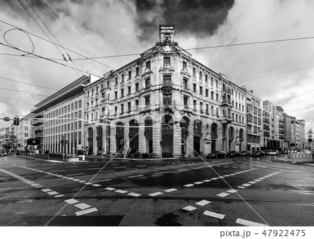 The crossroads in the centre of Berlin 47922475
