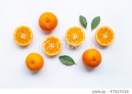 Fresh orange citrus fruits with leaves  47925338