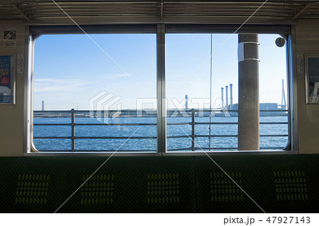 神奈川県　鶴見線　海芝浦駅車内からの風景 47927143