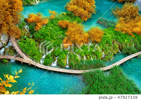 Beautiful wooden path in Plitvice Lake, Croatia. 47927339