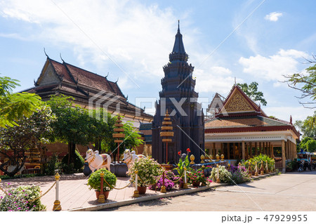 sculpture at Wat Preah Prom Rath Cambodia 47929955