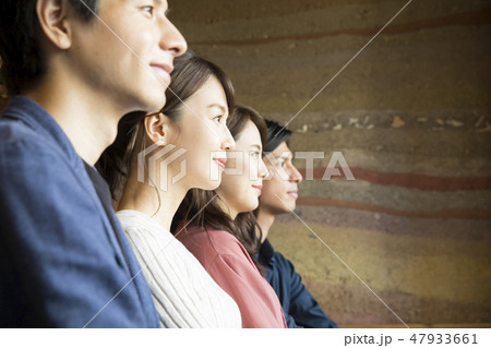 若い仲間 若い仲間 47933661