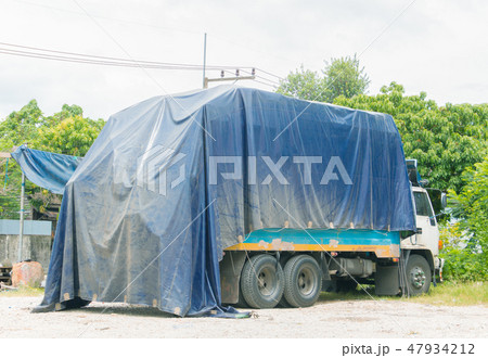 truck ancient old in transport 47934212