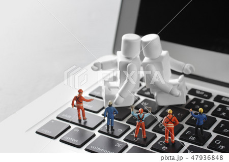 仕事を休みたいAIロボット 47936848