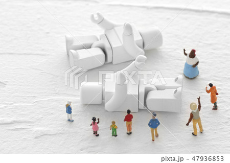 仕事を休みたいAIロボット 47936853