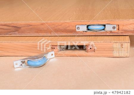 建具の戸車修理 47942182