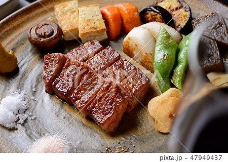 ステーキ・肉料理 ステーキ・肉料理 47949437