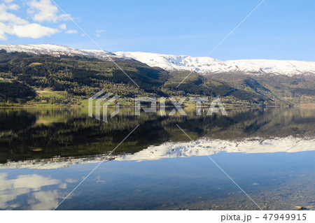 湖 ノルウェーの 風景 47949915