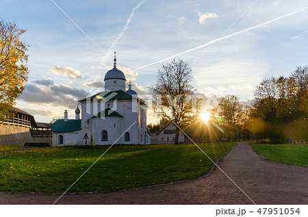 Izborsk fortress and the chapel of Our Lady of Korsun. Izborsk, Pskov, Russia. 47951054