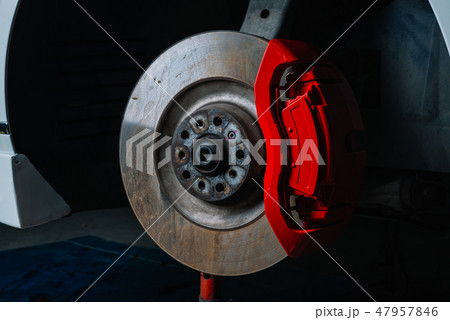 Car maintenance series: Luxury car disc brake 47957846