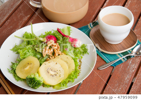 ラテ&サラダプレート ラテ&サラダプレート 47959099