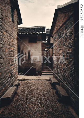 Fujian Tulou building 47960352