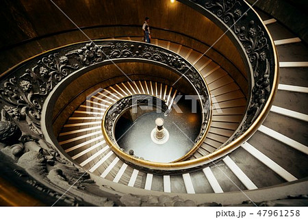 Spiral staircase 47961258