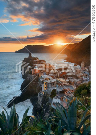 Vernazza sunset in Cinque Terre Vernazza sunset in Cinque Terre 47961950