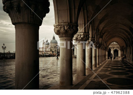 Church Santa Maria della Salute and column 47962388