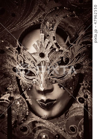 Venice mask 47962550
