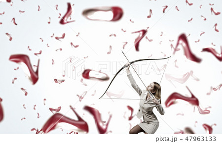 Woman aiming her goal 47963133