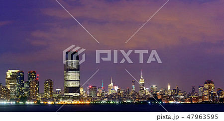 New York City night 47963595