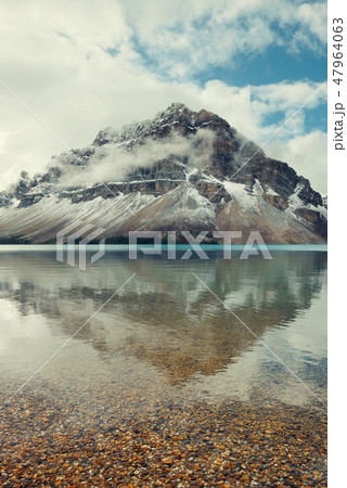 Bow Lake 47964063