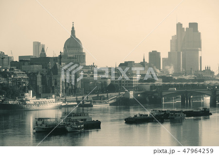 London cityscape London cityscape 47964259