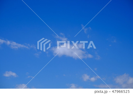 青空と白い雲 青空と白い雲 47966525