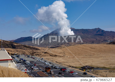 阿蘇山と草千里パーキング　2019年2月 47966527
