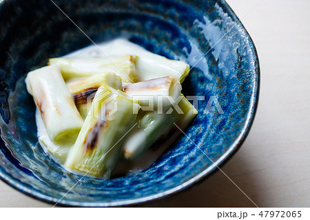 焼ネギのサラダ 47972065