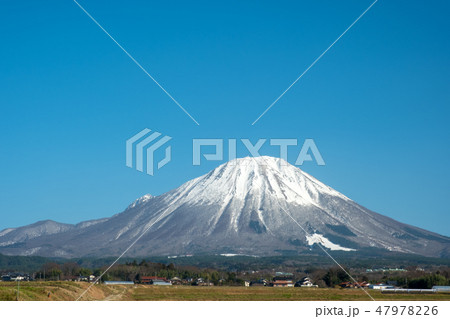 大山の雪景色 大山の雪景色 47978226
