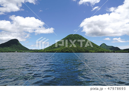 榛名湖と榛名富士 47978693