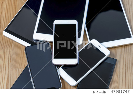 スマートフォンとタブレット スマートフォンとタブレット 47981747