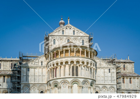 Duomi di Pisa front view 47984929