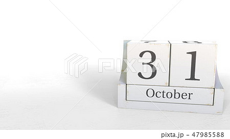 Cube calendar shows October 31 date. 3D rendering 47985588