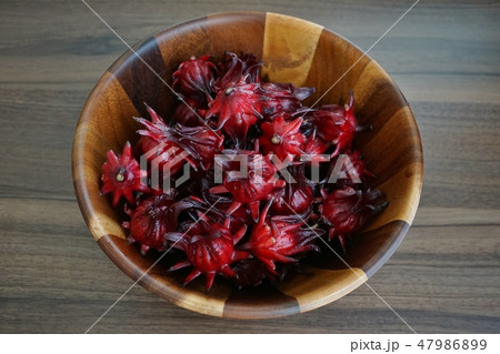 Sepals of Hibiscus, Rosella(ハイビスカスの萼、ローゼルの萼) Sepals of Hibiscus, Rosella(ハイビスカスの萼、ローゼルの萼) 47986899