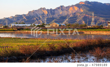 Beauty at the foot of the mountain Beauty at the foot of the mountain 47989189