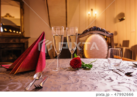 valentines day background with roses and champagne valentines day background with roses and champagne 47992666