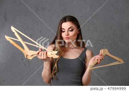Young beautiful woman fashionable woman 47994999