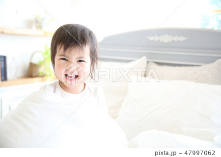 2歳の女の子 47997062