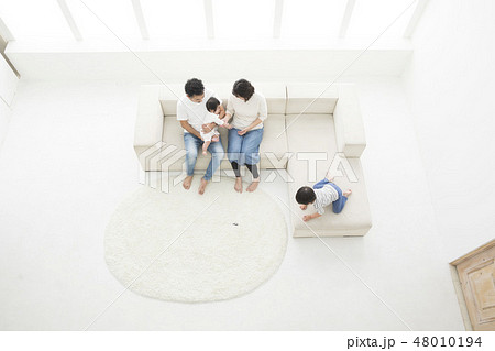 ファミリー 48010194