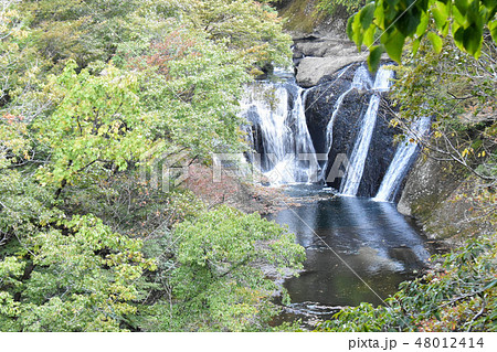 久慈郡大子町　生瀬の滝　 48012414