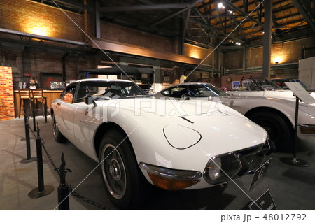 TOYOTA　2000GT 48012792